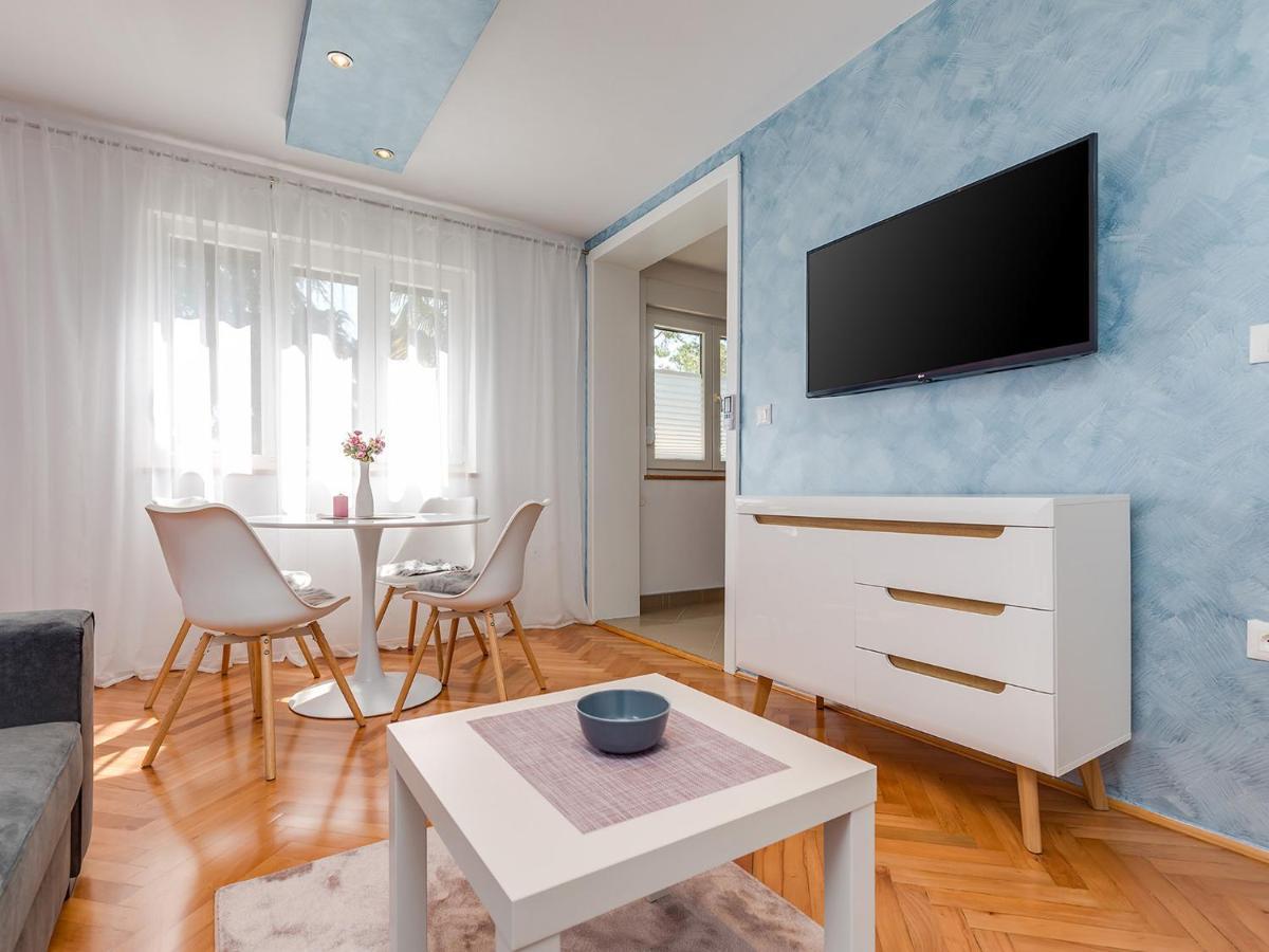 Porec Twins Apartment ภายนอก รูปภาพ