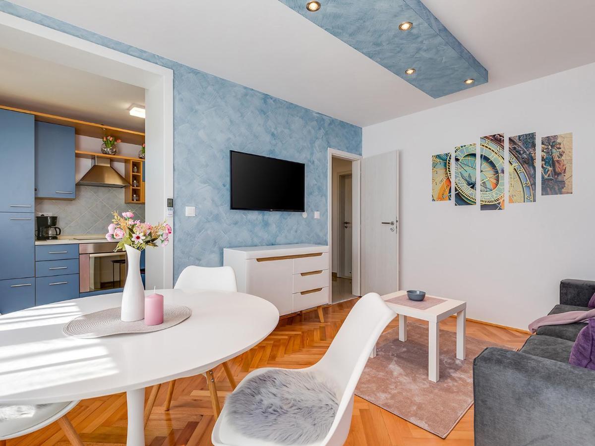 Porec Twins Apartment ภายนอก รูปภาพ